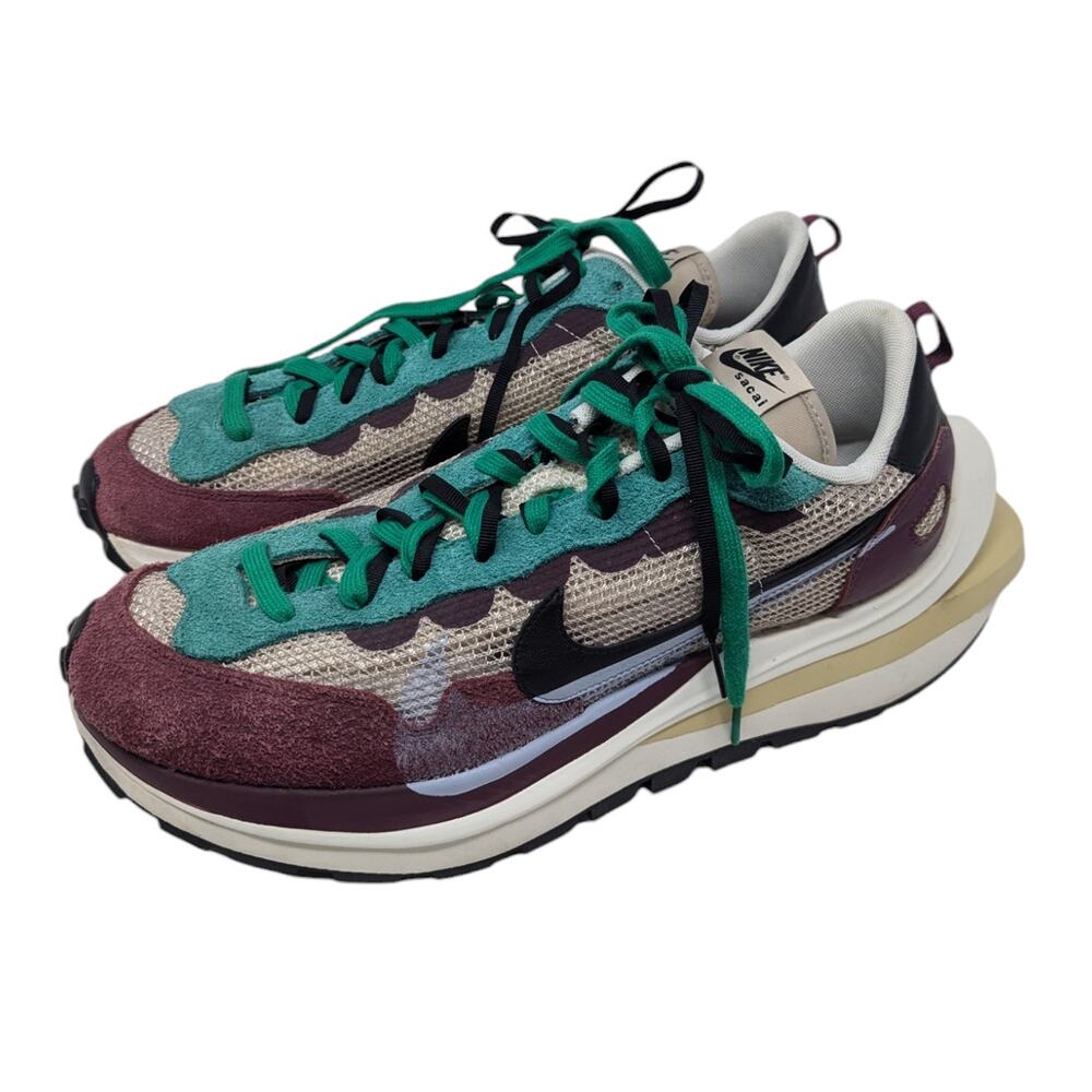 Nike x Sacai VaporWaffle Mens Sneaker Villain Red and Neptune Green Size 15